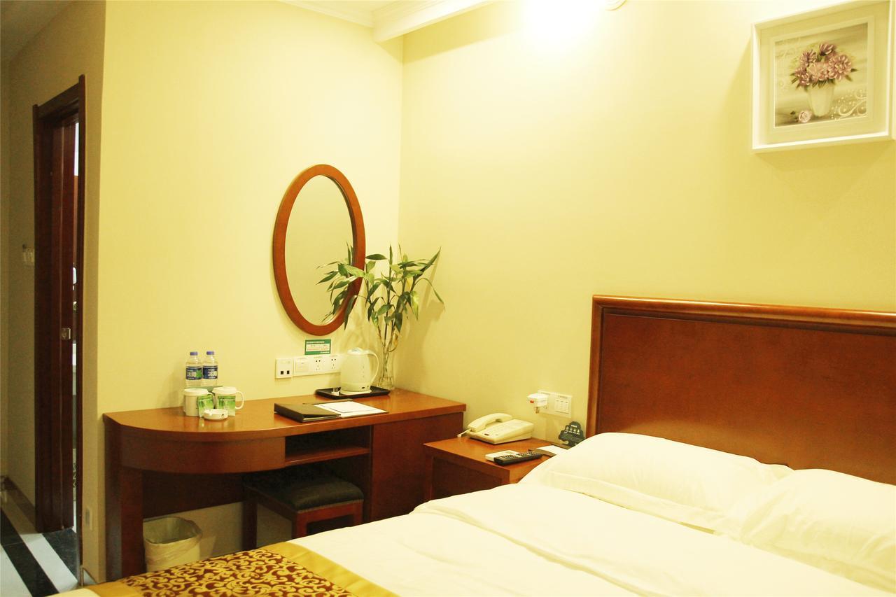 Greentree Inn Jiangsu Zhenjiang Jiangsu Science And Technology University Youth Square Express Hotel Yangzhou Exterior foto